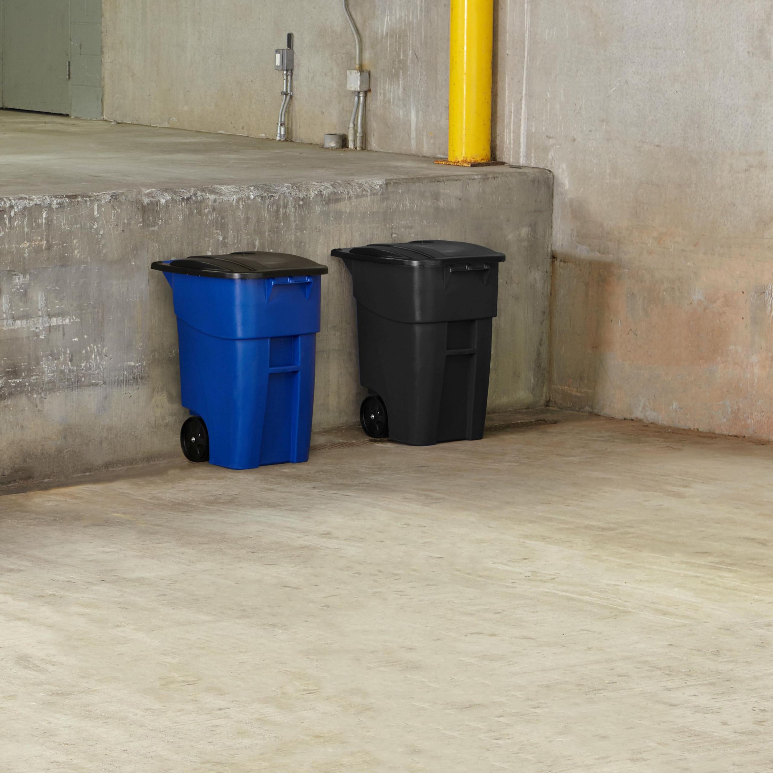 Trash puszka, komercyjny Products Brute 50 Gal Rollout z koła, niebieski