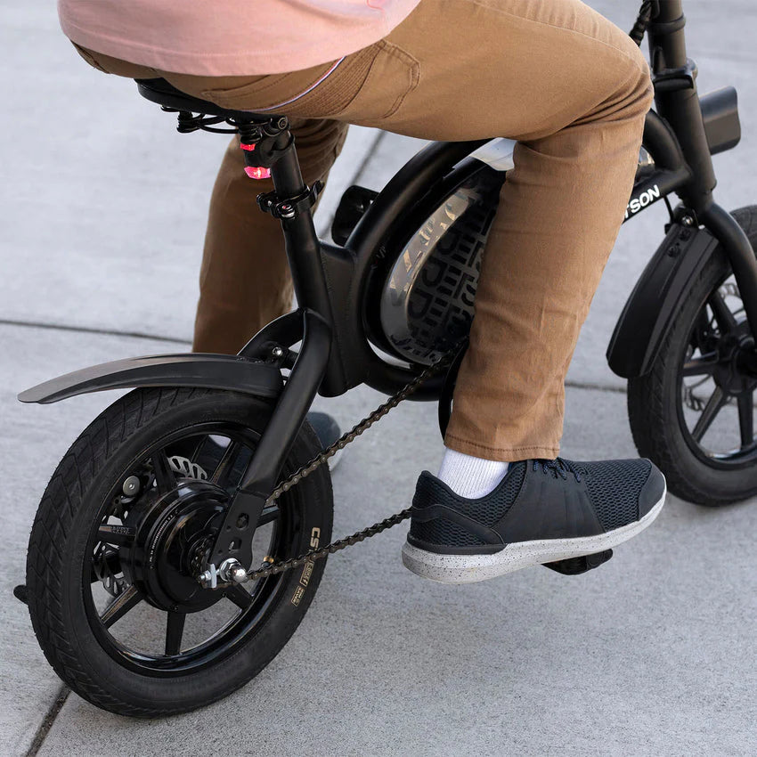 Z Bolt Pro Ebike z 30 Miles maks Operating kuchenka i 15.5 Mph maks prędkość, czarny