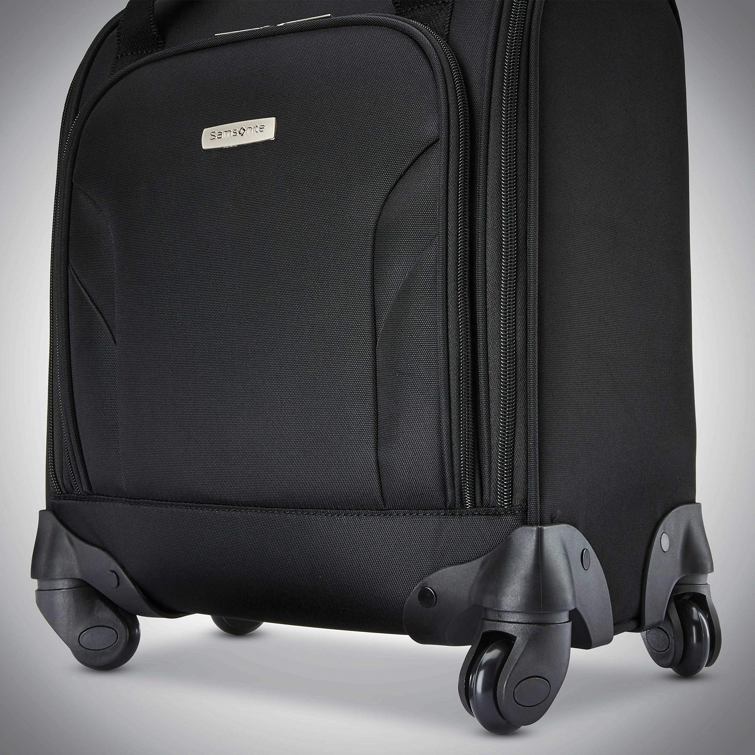 Underseat Carry-on Spinner z USB Port z czarny