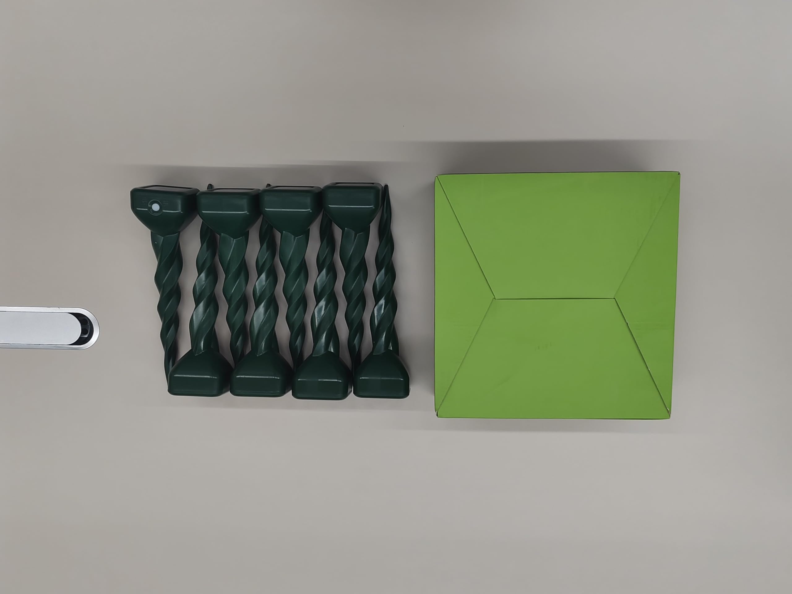 Ultrasonic Animal Repellent, 8 pakiet wodoodporny, Stakes