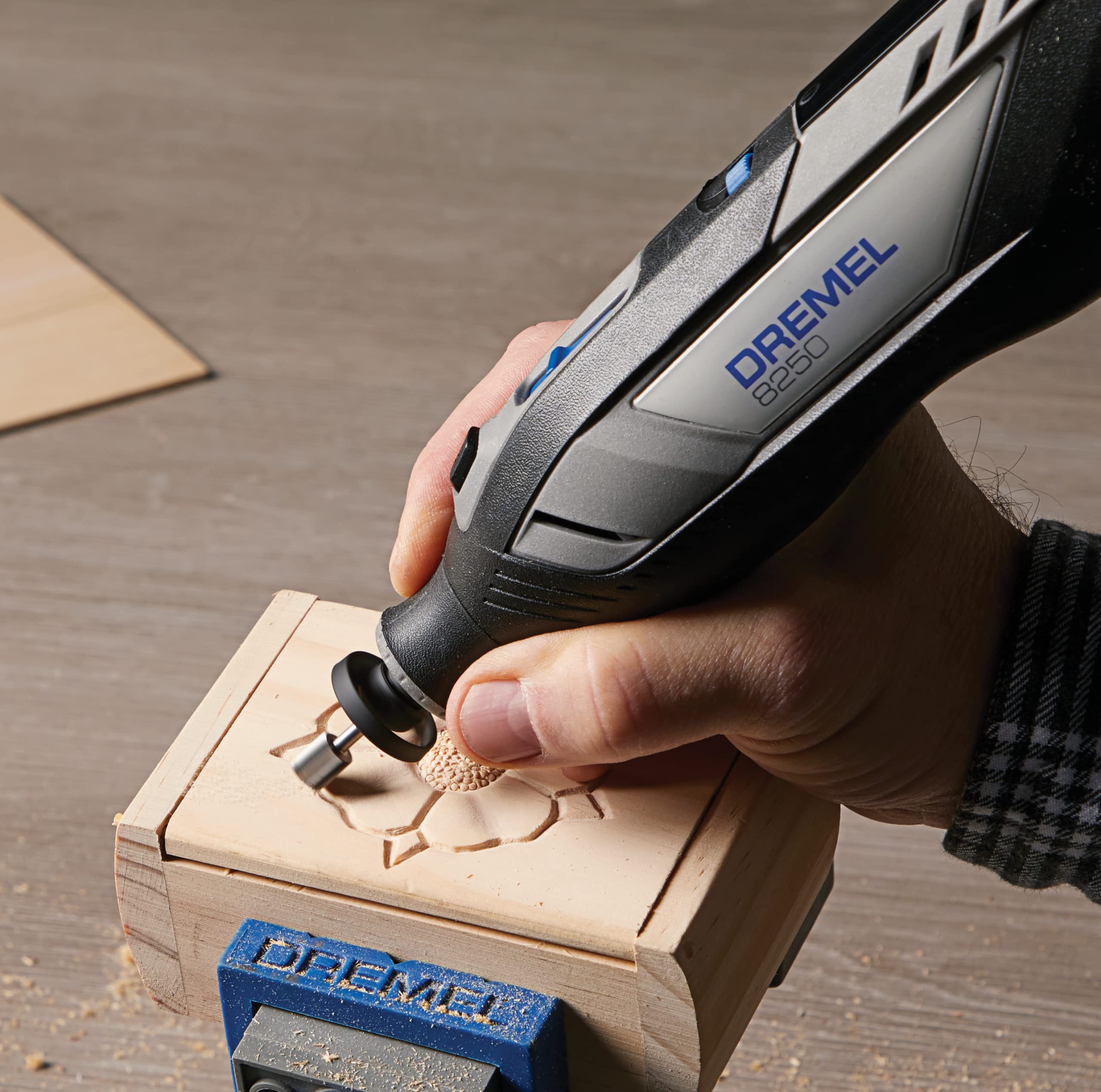 Dremel 12V litowo-jonowy regulowana prędkość bezprzewodowy Rotary narzędzie