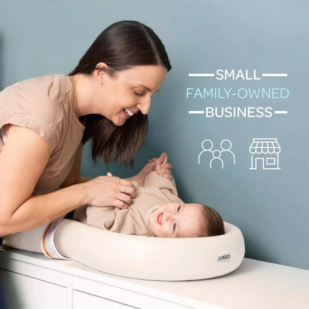 Peanut Changer dziecięcy Vanilla z Easy-clean Diaper podkładka