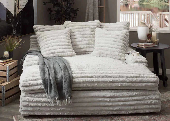Chaise Lounge z podwójny Cupholders i ładowanie Ports