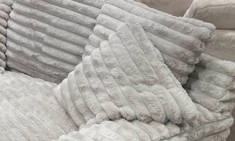 Chaise Lounge z podwójny Cupholders i ładowanie Ports